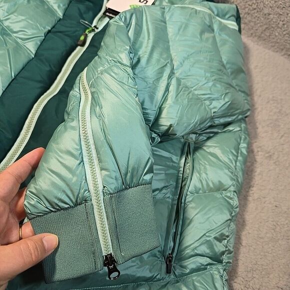 STIO Women's Puffer Jacket - Picture 6 of 13